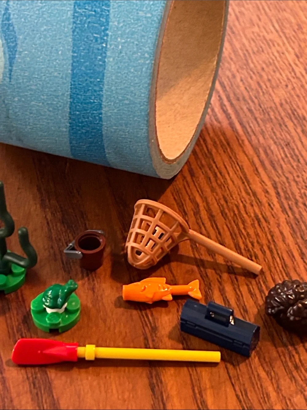 Lego xtra Blue Water Play Accessories Pack with Red Oar and Green Seaweed